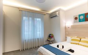 Mbm Studio Piata Romana Square